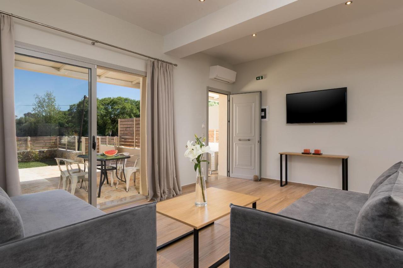 Senses Suites Dassia  Exteriör bild