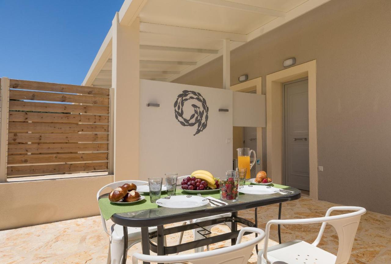 Senses Suites Dassia  Exteriör bild